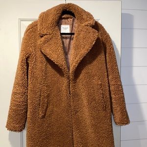 Ambercrombie & Fitch- small brown Sherpa coat